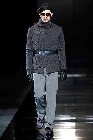 Giorgio Armani / - 2010-2011
